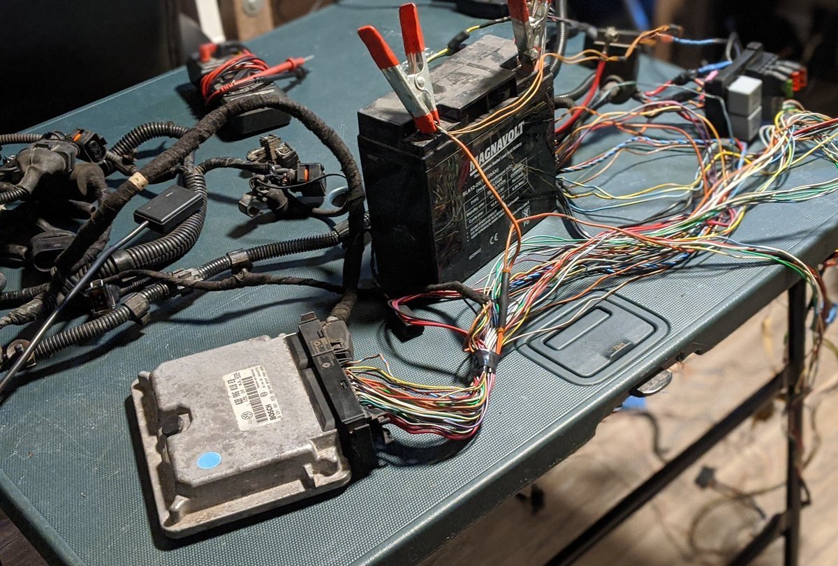 Standalone harness built on bench